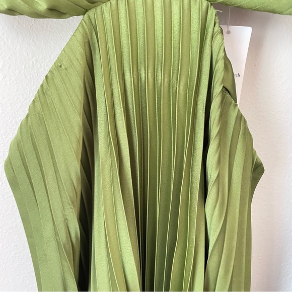 Abercrombie & Fitch Giselle Pleated Cutout Midi Dress Olive Size Medium Petite - Picture 5 of 8
